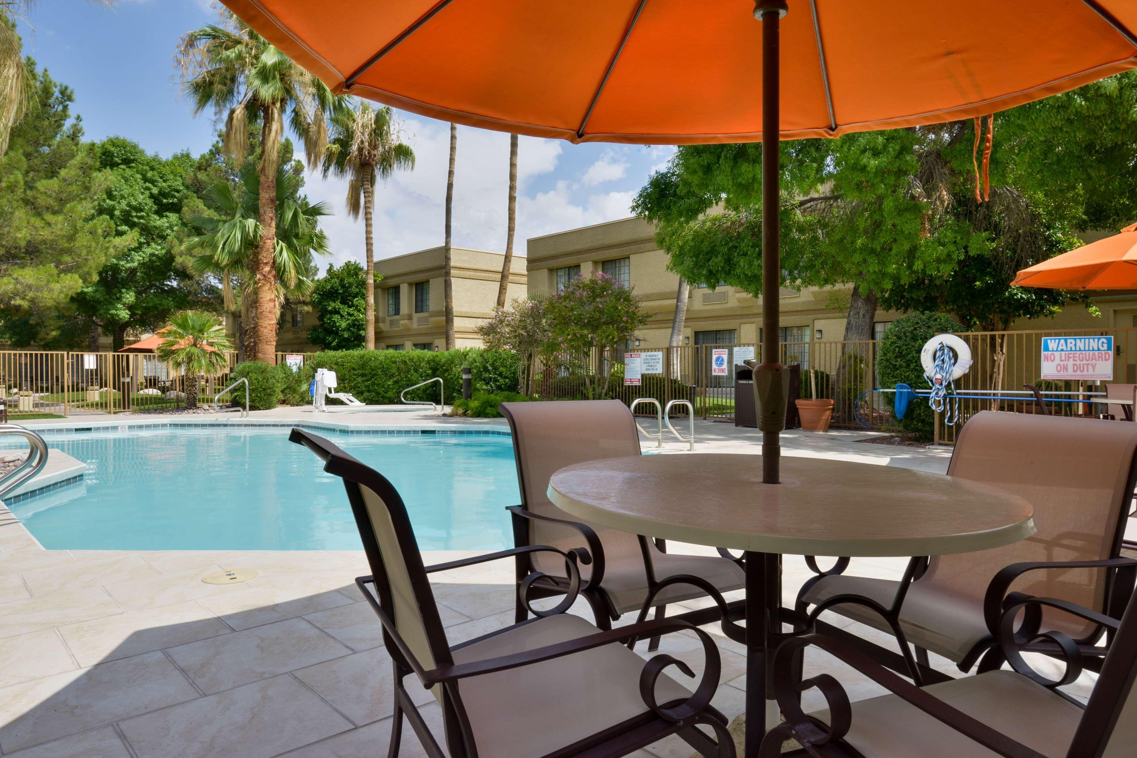 Wyndham Tucson Airport Hotel & Conference Center Eksteriør bilde