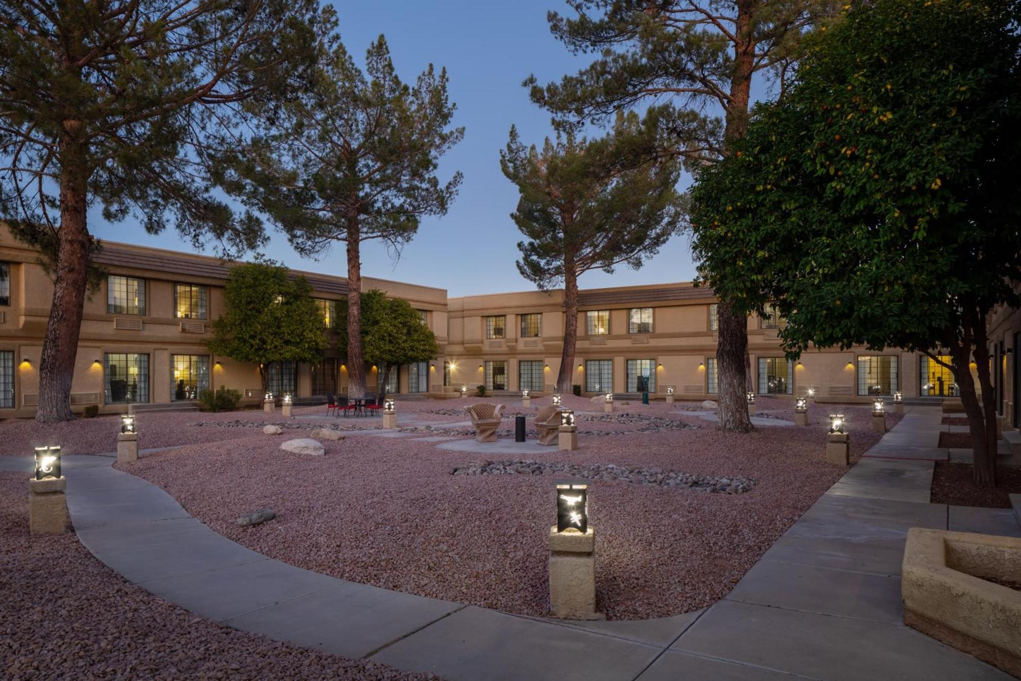 Wyndham Tucson Airport Hotel & Conference Center Eksteriør bilde